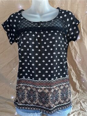 Just Be Women’s Size Small  Babydoll  Boho Flowy Shirt Black Brown Floral